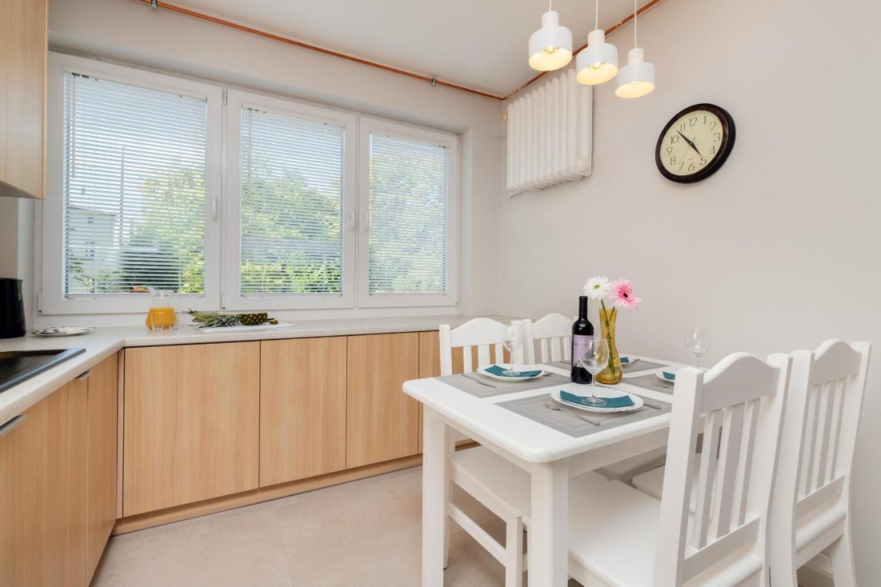 Gdanska Two-Bedroom Apartment Brzezno Beach By Noclegi Renters Экстерьер фото