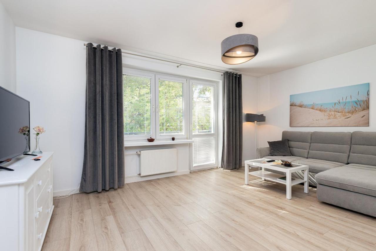 Gdanska Two-Bedroom Apartment Brzezno Beach By Noclegi Renters Экстерьер фото