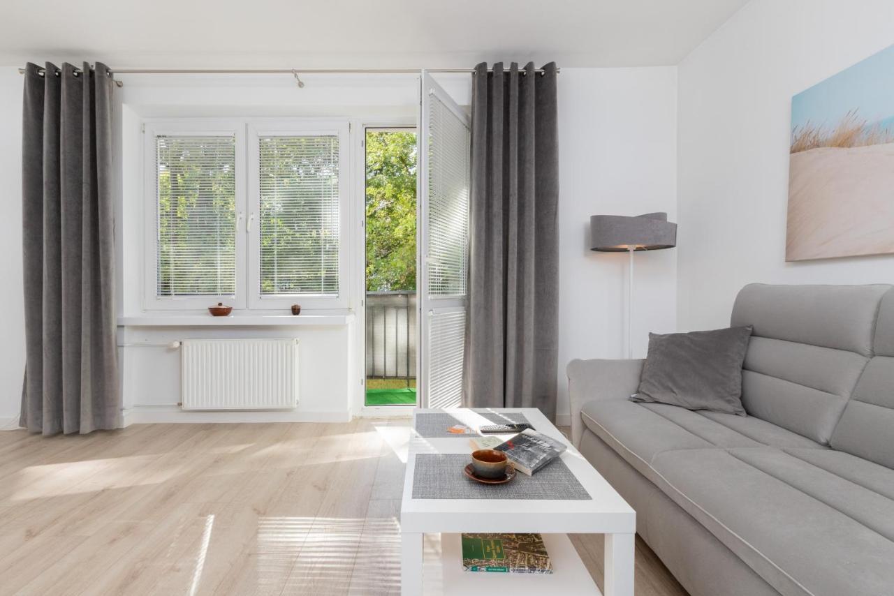 Gdanska Two-Bedroom Apartment Brzezno Beach By Noclegi Renters Экстерьер фото